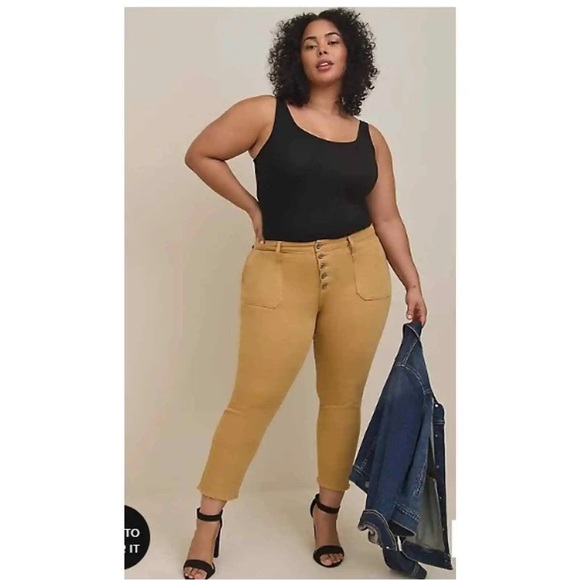 Torrid High Rise Stretch Button Fly Mom Jeans Ankle Fringe Hem Size 16 NWT - Picture 6 of 6